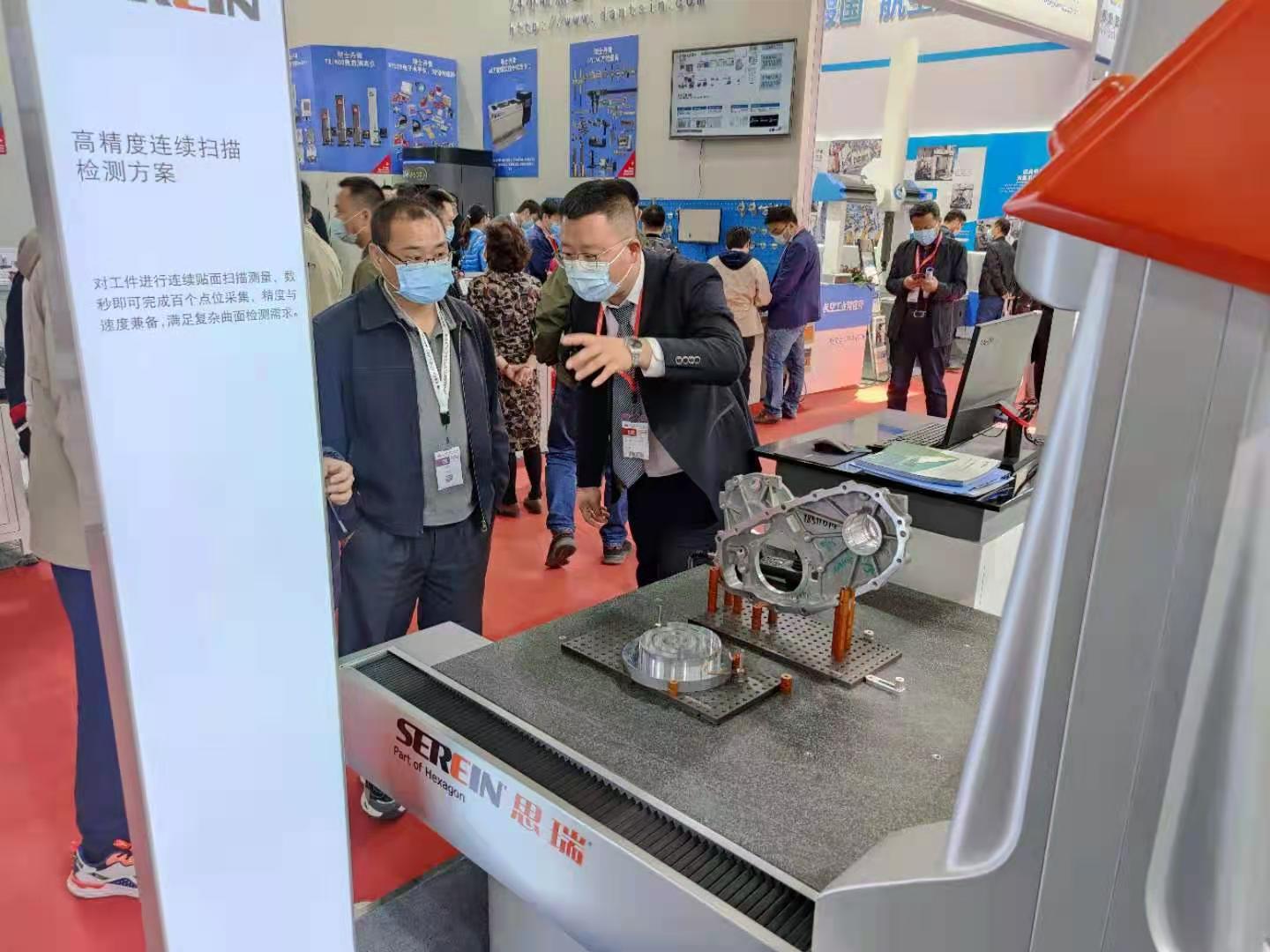 多年持續(xù)熱銷的經(jīng)典三坐標(biāo)測(cè)量機(jī)——思瑞CROMA(圖1) 多年持續(xù)熱銷的經(jīng)典三坐標(biāo)測(cè)量機(jī)——思瑞CROMA(圖1)